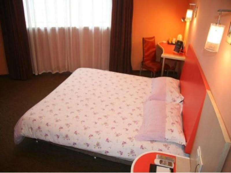 Motel 168 North Zhenjiang Road - Qingdao Bagian luar foto